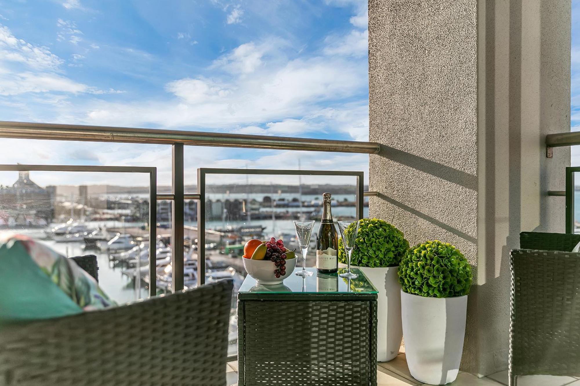 Penthouse Crown Apartment Auckland Exterior photo